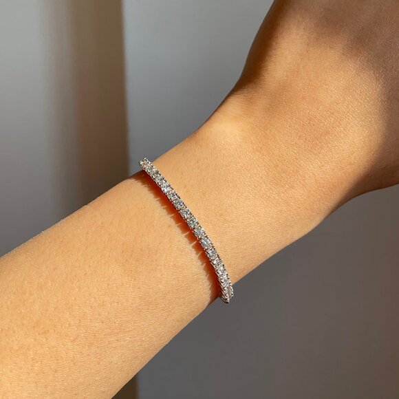 Tennis Bracelet - Picture 1 of 2